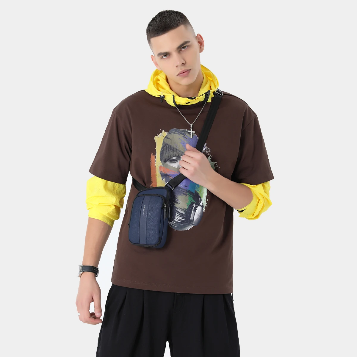 Sac à bandoulière en TPU imperméable pour homme TIGERNU 6 Sac à bandoulière en TPU imperméable pour homme TIGERNU – Image 6