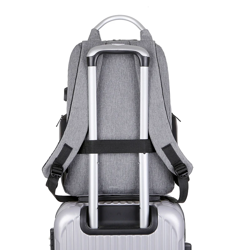 Sac à Dos de Recharge USB Antivol Homme IKE MARTI 4 Sac à Dos de Recharge USB Antivol Homme IKE MARTI – Image 4