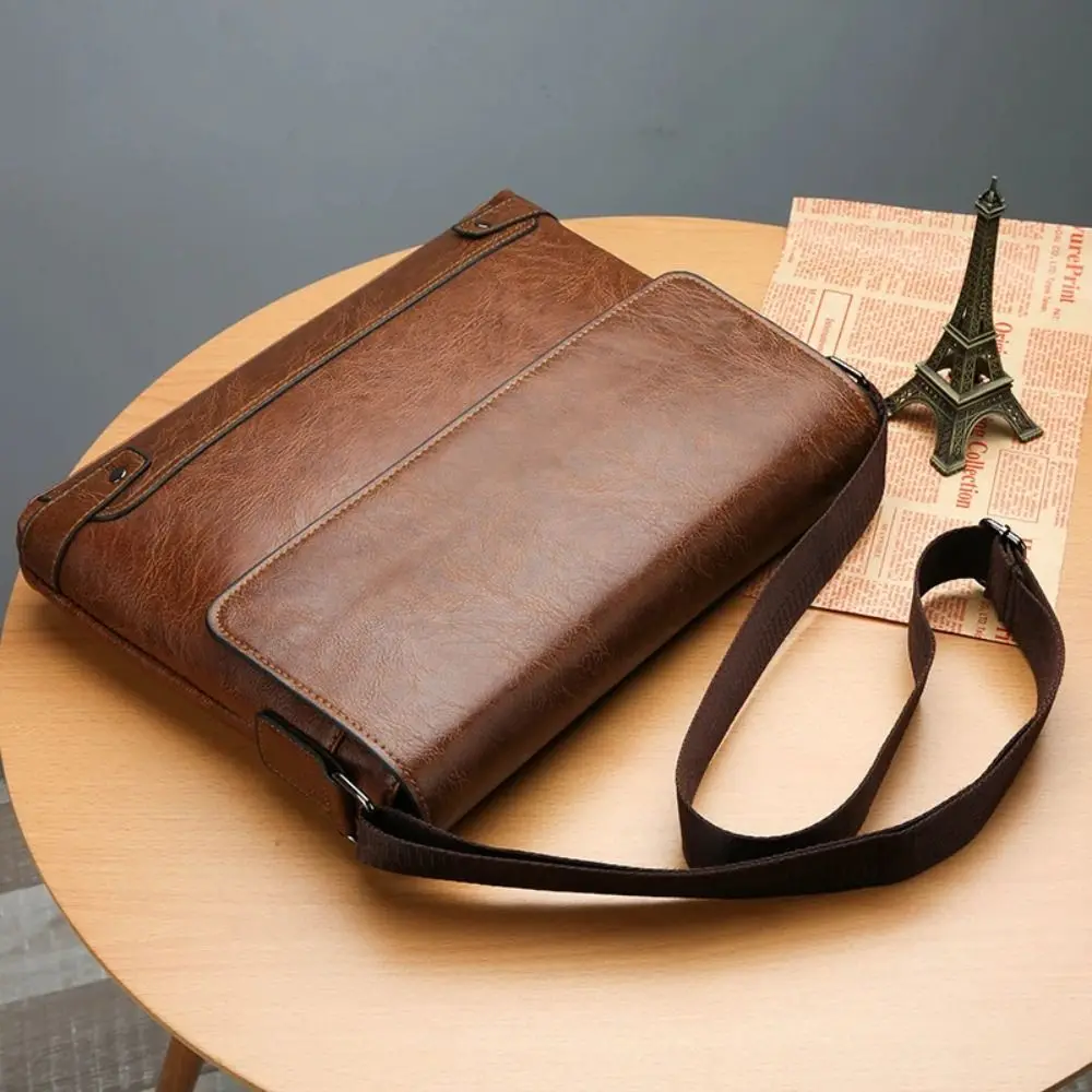 Sacoche Simili Cuir Homme Élégante pour Ordinateur Portable 6 Sacoche Simili Cuir Homme Élégante pour Ordinateur Portable – Image 6