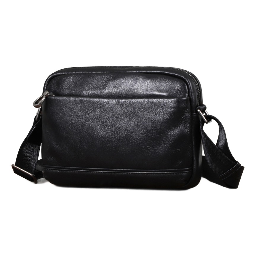 Besace cuir homme à rabat, doublure également en cuir 1 Besace cuir homme à rabat, doublure également en cuir, vue principale