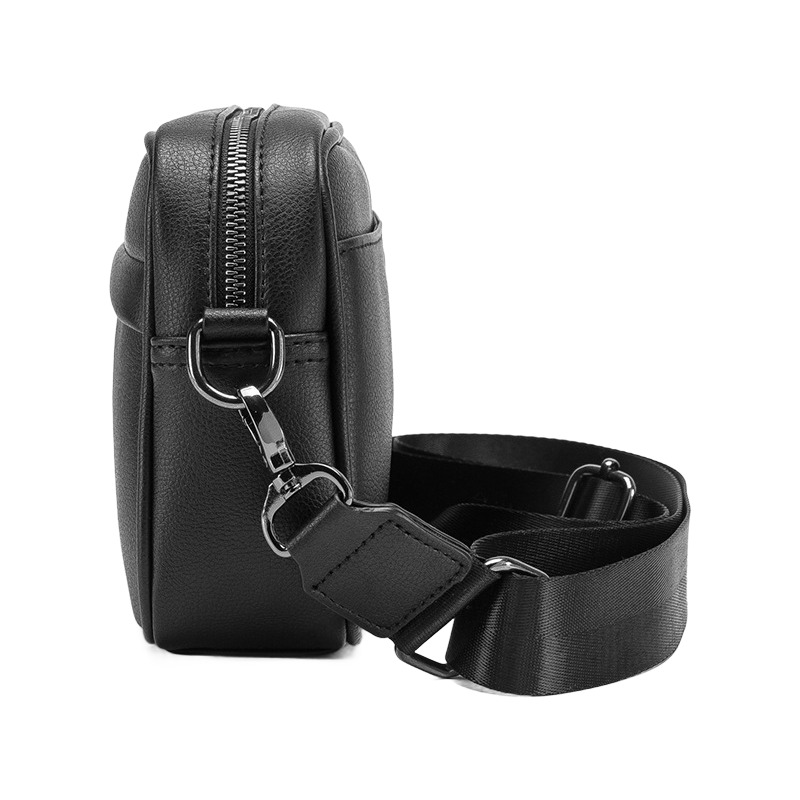 Besace cuir homme en cuir PU de forme classique 3 Besace cuir homme en cuir PU de forme classique, vue de face