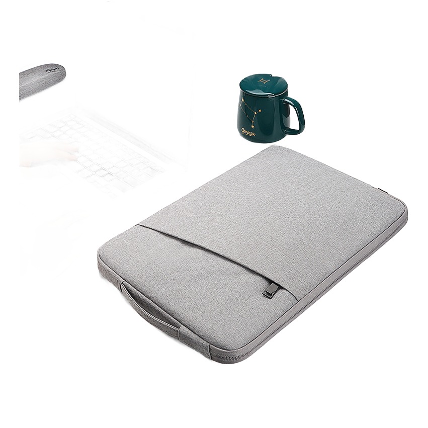 Housse ordinateur portable en nylon, de 13 à 15,6 pouces 1 Housse ordinateur portable en nylon, de 13 à 15,6 pouces, vue principale