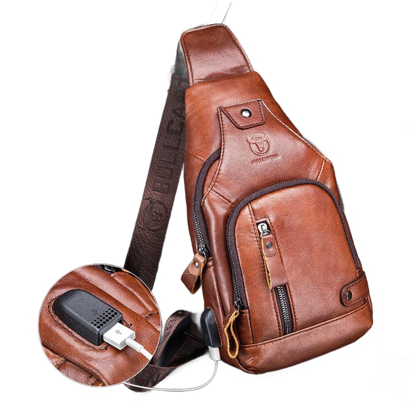 Pochette homme de poitrine en cuir de vachette avec port USB 4 Pochette homme de poitrine en cuir de vachette avec port USB, detail