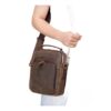 Pochette homme en cuir, format bandoulière du quotidien, vue principale