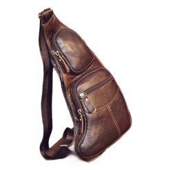 Pochette homme en cuir grainé forme demi-lune, vue principale