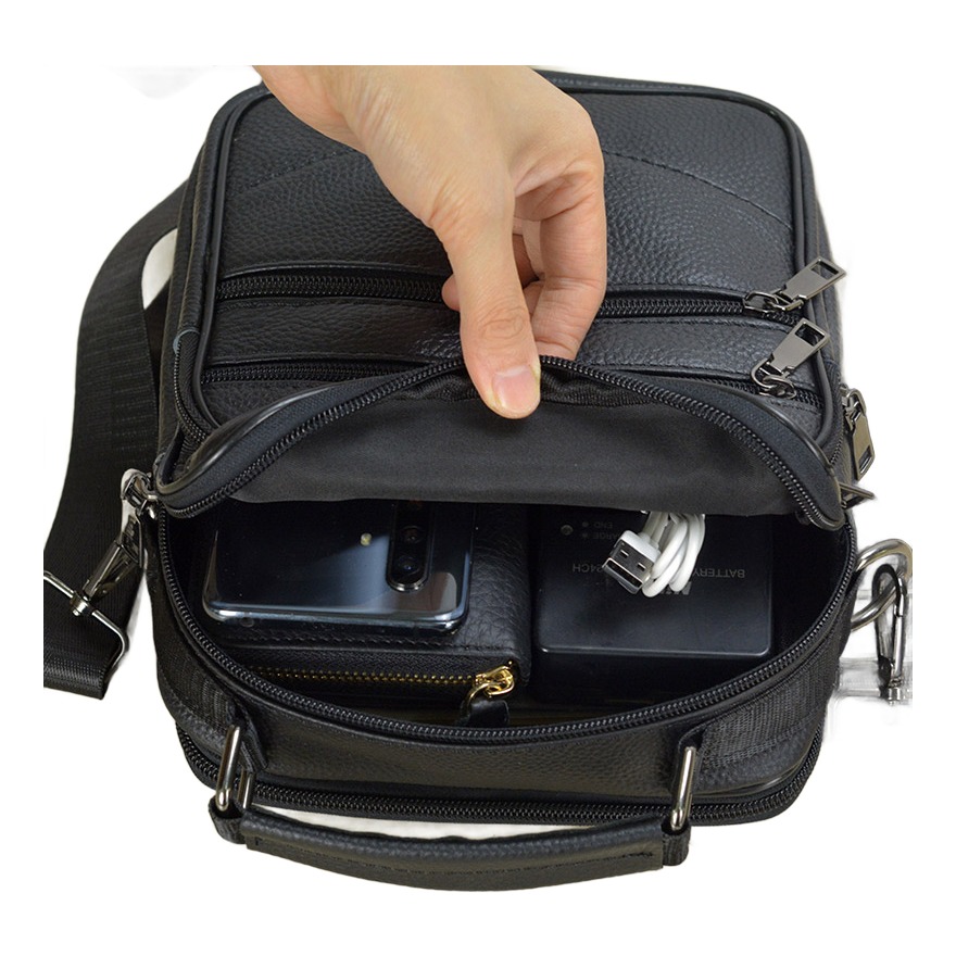 Pochette homme porte-documents en cuir pour tablette 5 Pochette homme porte-documents en cuir pour tablette, vue arriere