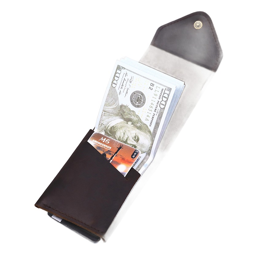Portefeuille homme minimaliste en cuir de vache à rabat enveloppe 5 Portefeuille homme minimaliste en cuir de vache à rabat enveloppe, vue arriere