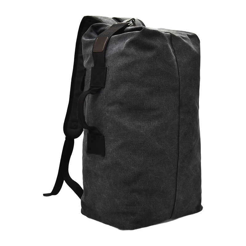 Sac de voyage homme en toile, sac marin porté au dos 2 Sac de voyage homme en toile, sac marin porté au dos, vue de trois quarts