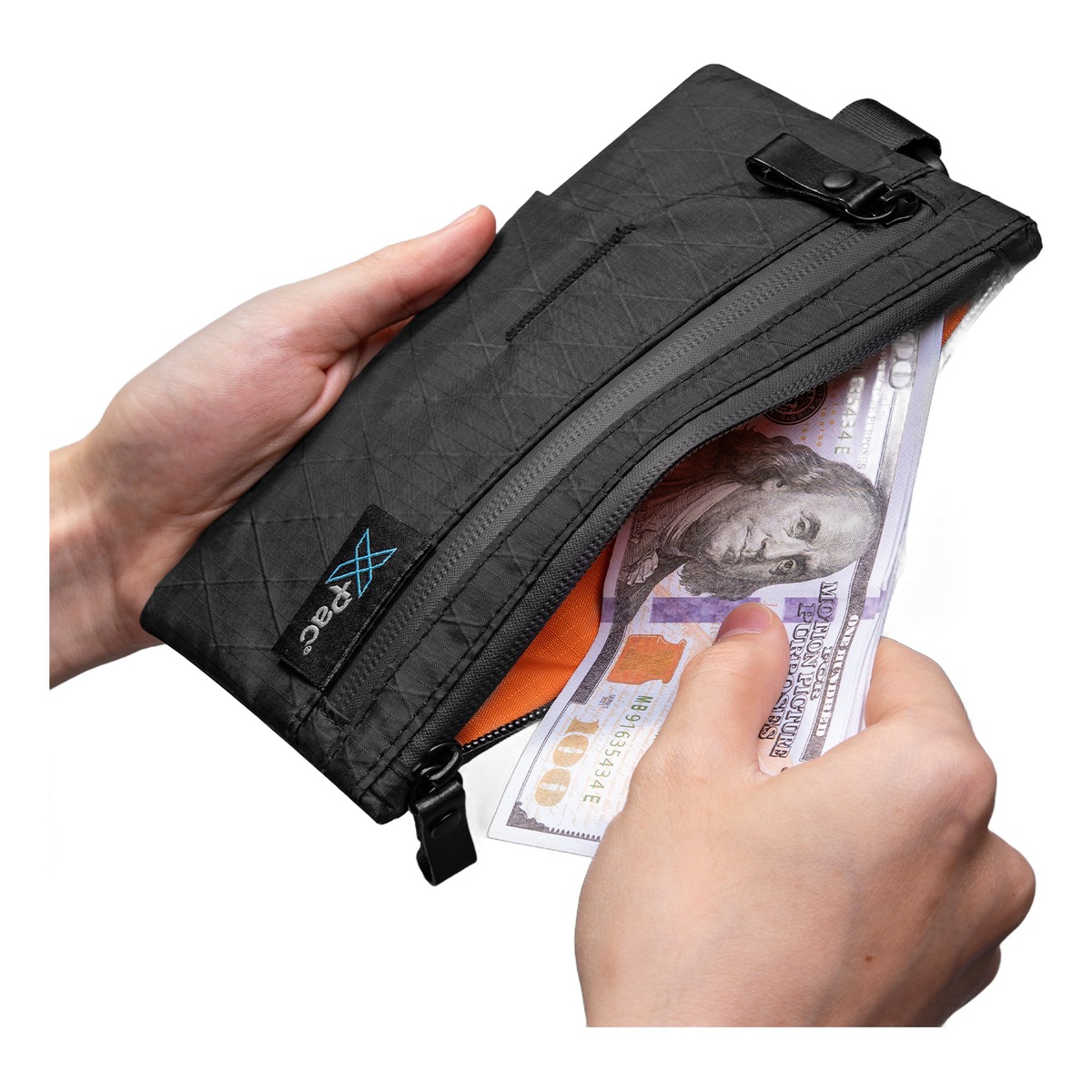 Portefeuille homme en nylon technique, blocage RFID 3 Sac week end homme, portefeuille homme en nylon technique, blocage, vue de face