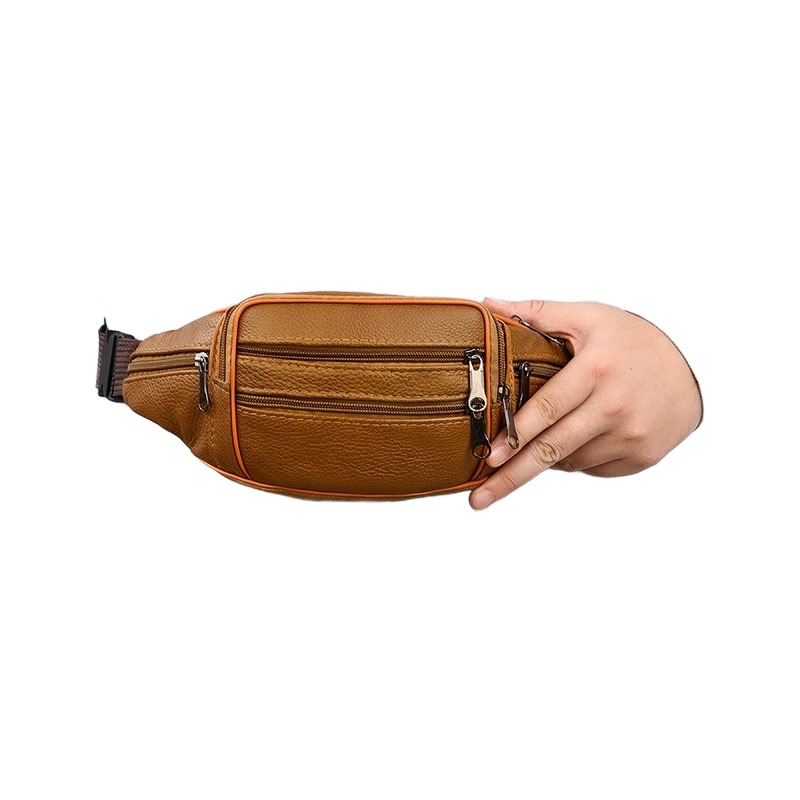 Sacoche banane homme en cuir de vache à poches zippées 3 Sacoche banane homme en cuir de vache à poches zippées, vue de face