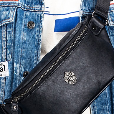 Sacoche banane homme en cuir véritable, style urbain 4 Sacoche banane homme en cuir veritable, style urbain, detail