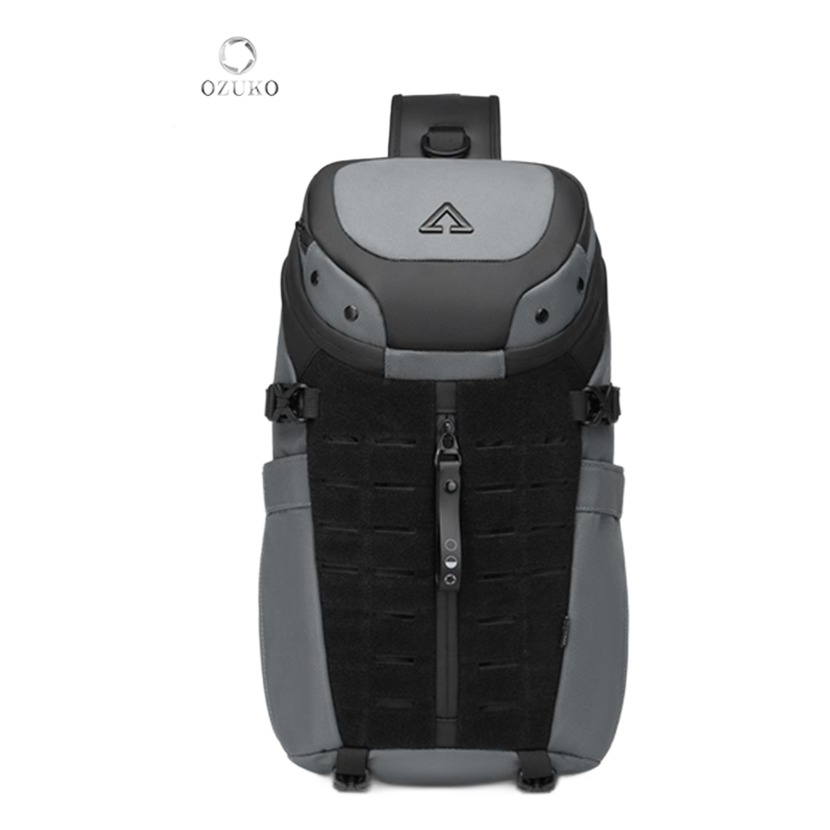 Sacoche bandoulière homme déperlante avec port USB, 4 coloris 3 Sacoche bandoulière homme déperlante avec port USB, 4 coloris, vue de face