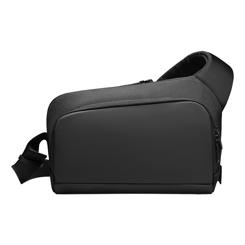 Sacoche bandouliere homme etanche a fermeture magnetique 3 Sacoche bandouliere homme etanche a fermeture magnetique, vue de face