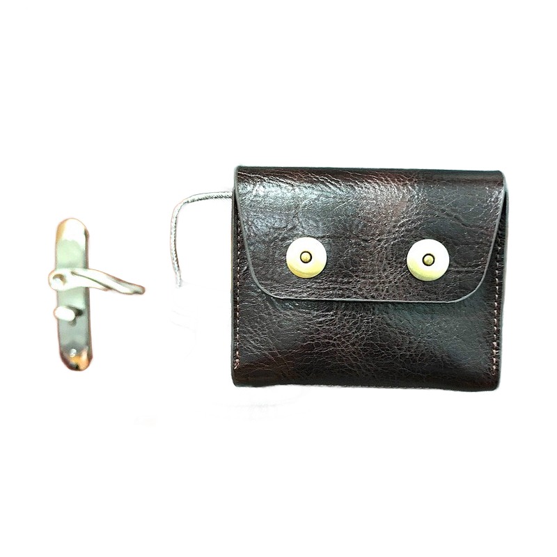 Sacoche ceinture homme en cuir, format porte-cartes 3 Sacoche ceinture homme en cuir, format porte-cartes, vue de face