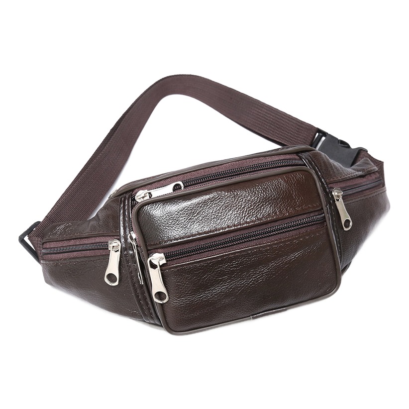 Sacoche ceinture homme en cuir pleine fleur, multipoches 2 Sacoche ceinture homme en cuir pleine fleur, multipoches, vue de trois quarts