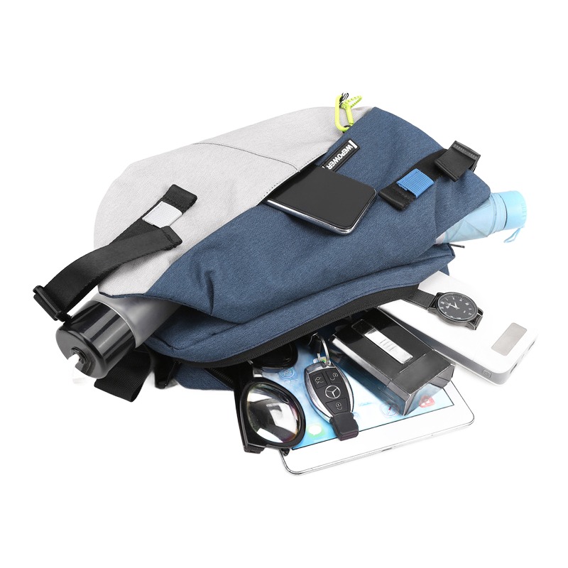 Sacoche ceinture homme en nylon, dix finitions 2 Sacoche ceinture homme en nylon, dix finitions, vue de trois quarts