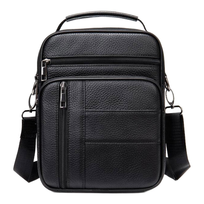 Sacoche homme cuir format tablette, 25 x 19 x 6 cm 2 Sacoche homme cuir format tablette, 25 x 19 x 6 cm, vue de trois quarts