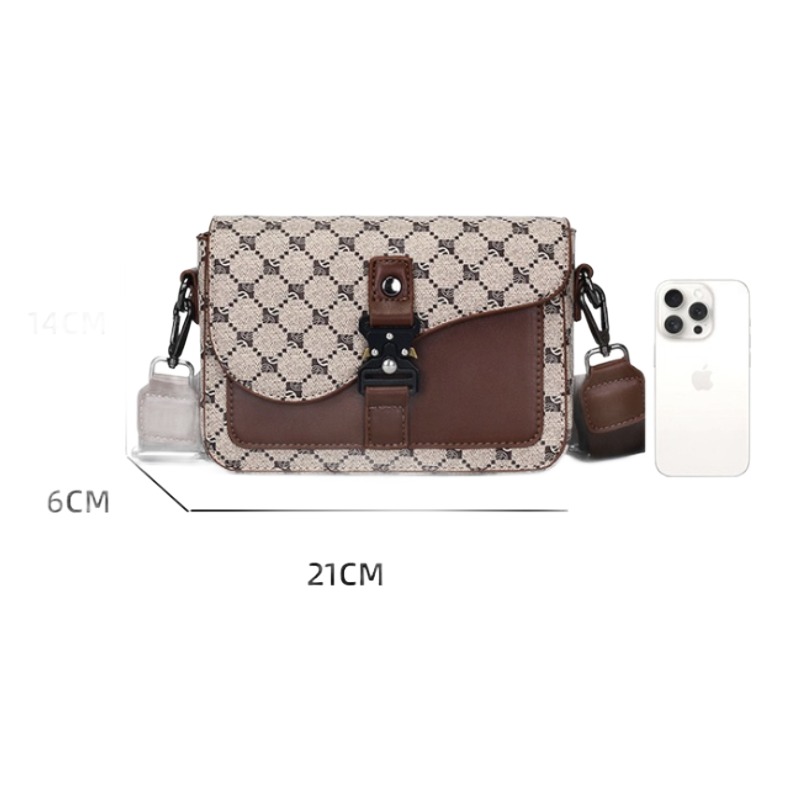 Sacoche homme cuir PU au format minimaliste 6 Sacoche homme cuir PU au format minimaliste, vue de profil