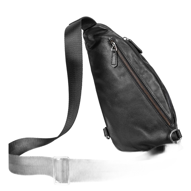 Sacoche homme cuir véritable souple, bandoulière, noire, 32 cm 2 Sacoche homme cuir véritable souple, bandoulière, noire, 32 cm, vue de trois quarts
