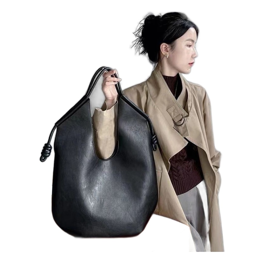 Tote bag homme minimaliste a porter sous le bras 5 Tote bag homme minimaliste a porter sous le bras, vue arriere