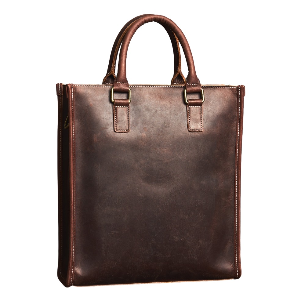 Tote bag homme vertical en cuir de vache, doublure en cuir 4 Tote bag homme vertical en cuir de vache, doublure en cuir, detail