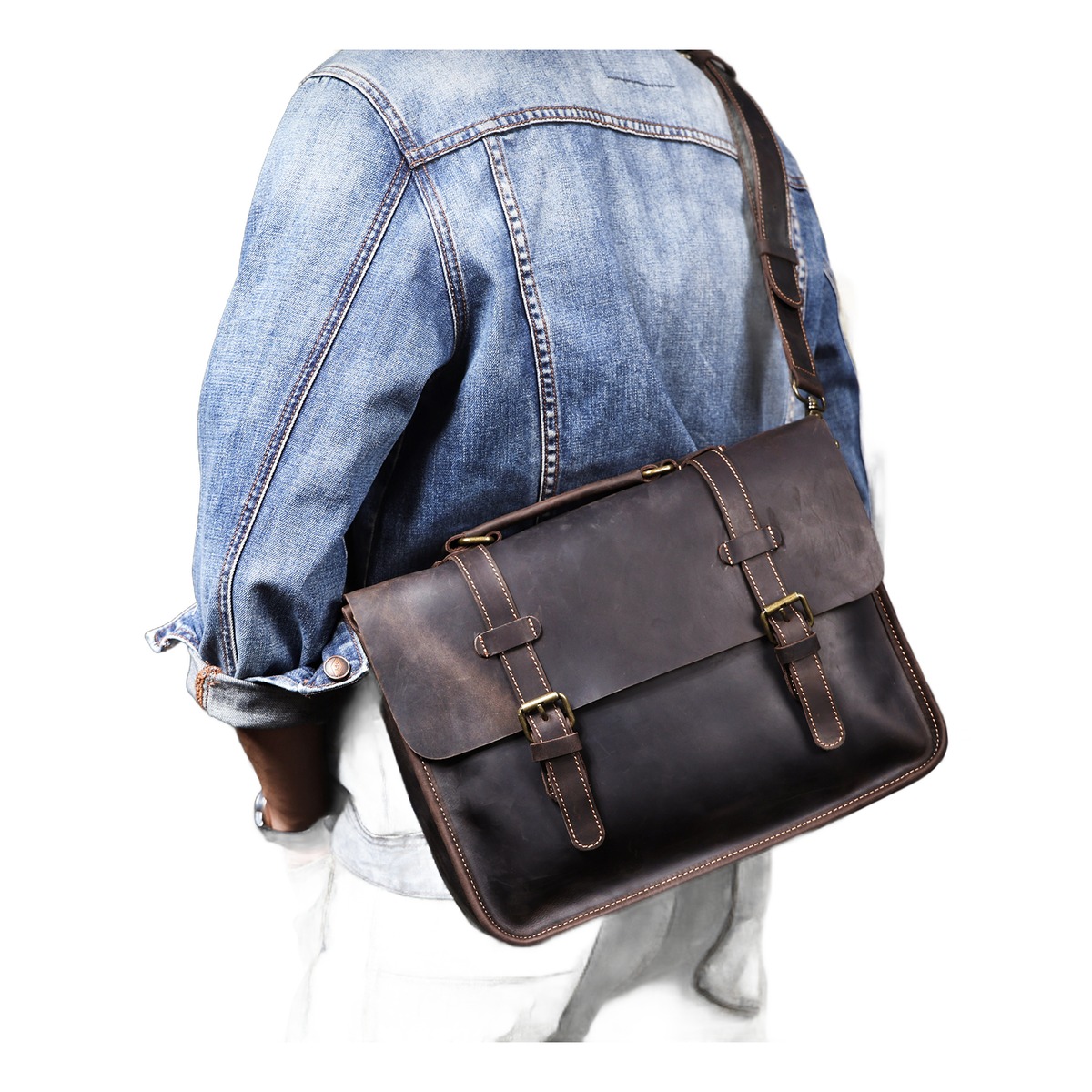 Cartable homme cuir vintage à deux boucles, convertible en sac à dos 4 Cartable homme cuir vintage à deux boucles, convertible en sac à dos, detail