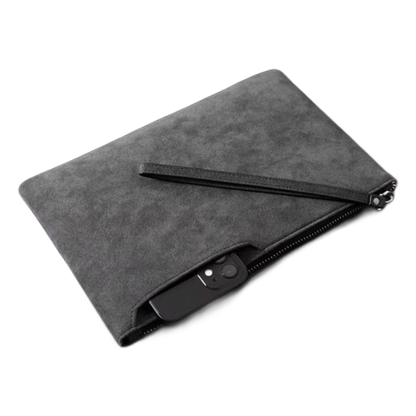Pochette homme dragonne en similicuir, modèle plat zippé aspect daim 1 Pochette homme dragonne en similicuir, modèle plat zippé aspect daim, vue principale