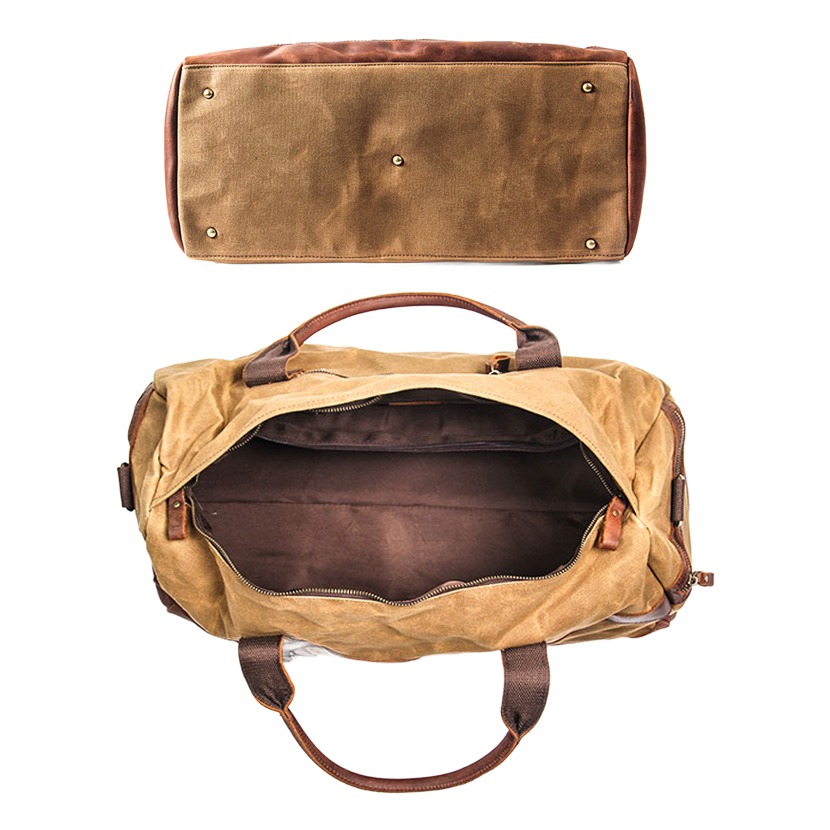 Sac week end homme en toile cirée et cuir Crazy Horse, 55 cm 3 Sac week end homme en toile cirée et cuir Crazy Horse, 55 cm, vue de face