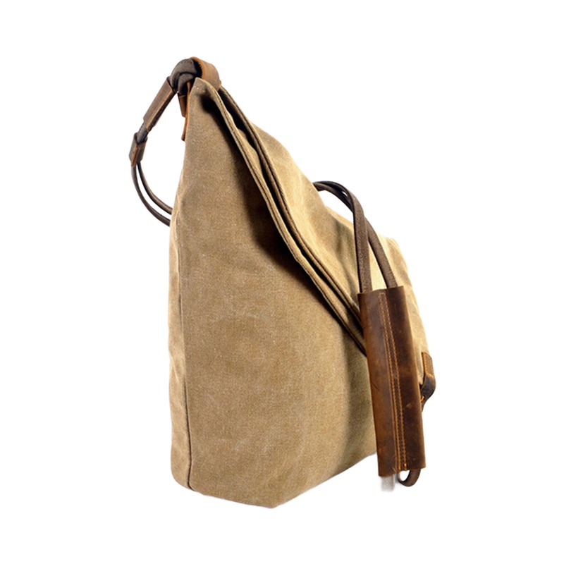 Sacoche bandoulière homme en toile et cuir, forme souple rétro 3 Sacoche bandoulière homme en toile et cuir, forme souple rétro, vue de face