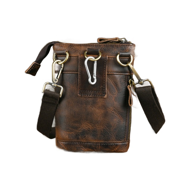Sacoche ceinture homme en cuir de vache vieilli, bandoulière amovible 3 Sacoche ceinture homme en cuir de vache vieilli, bandoulière amovible, vue de face