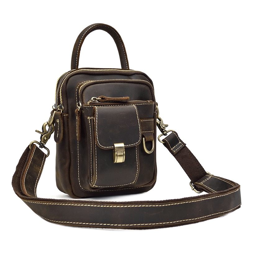 Sacoche homme cuir Crazy Horse à poignée et fermoir, format compact 3 Sacoche homme cuir Crazy Horse à poignée et fermoir, format compact, vue de face