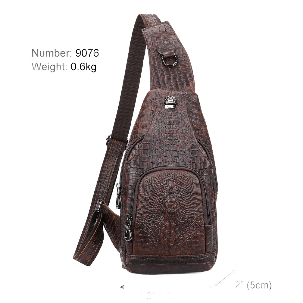 Sacoche poitrine homme cuir gaufré façon croco, sangle élargie 4 Sacoche poitrine homme cuir gaufré façon croco, sangle élargie, detail