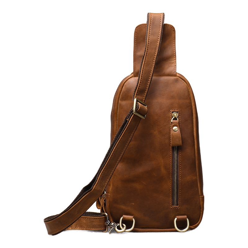 Sacoche poitrine homme en cuir de cheval véritable, style vintage 3 Sacoche poitrine homme en cuir de cheval véritable, style vintage, vue de face