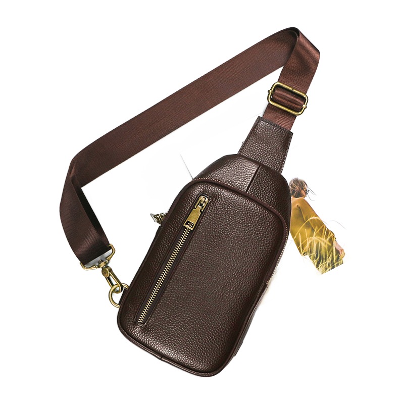 Sacoche poitrine homme en cuir véritable, petit ou grand format 1 Sacoche poitrine homme en cuir véritable, petit ou grand format, vue principale